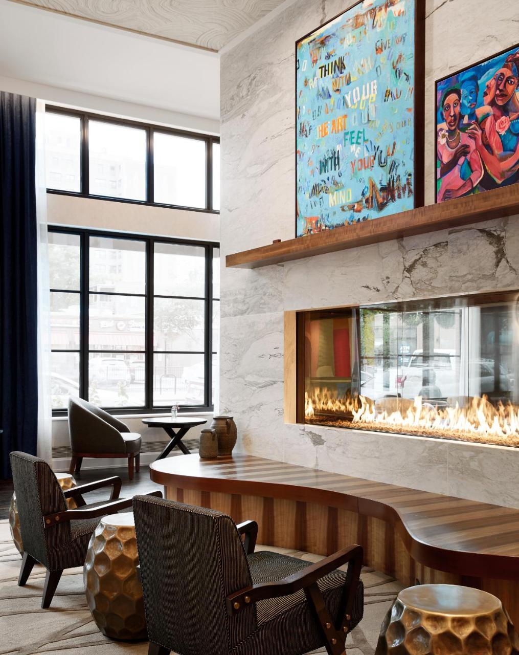 Sophy Hyde Park Hotel Chicago Buitenkant foto
